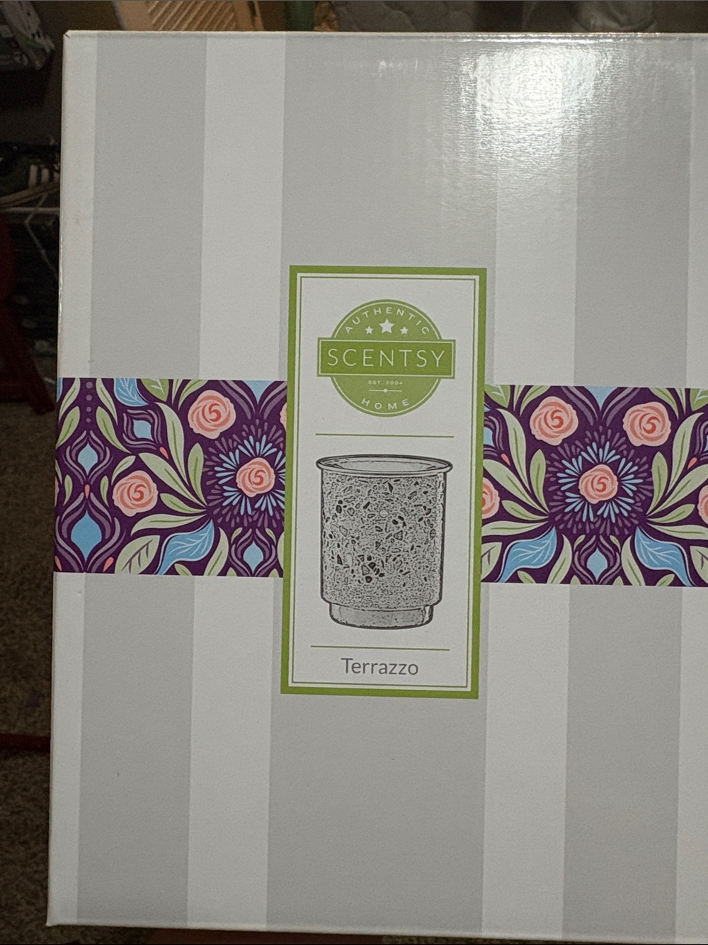 Scentsy Terrazzo Warmer with Purple and Pink Floral Band